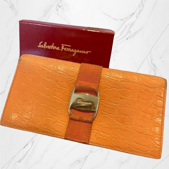 LIVE Pop-up Show Round II- 10pm CST 5/26- Bags, SWIM, Accessories, Clothing - Picture 13 of 15